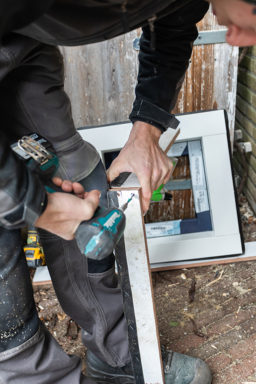 leerling monteur kozijnen van den hatert
